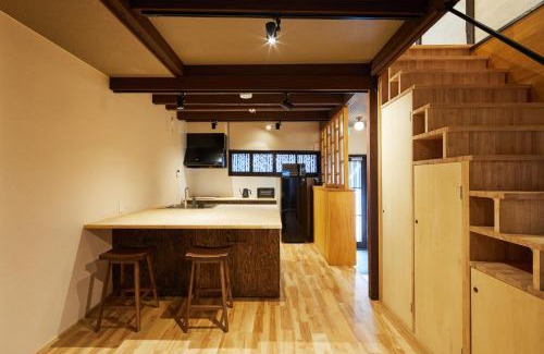 Nakagyo Ward Villa | Mibu Hanabusa House