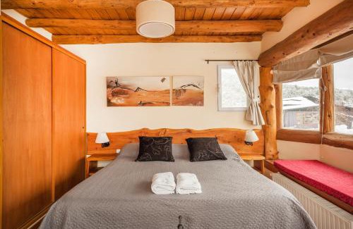 Villa Catedral Apartment | MICHAY Cabaña E en la base del cerro Catedral con vistas