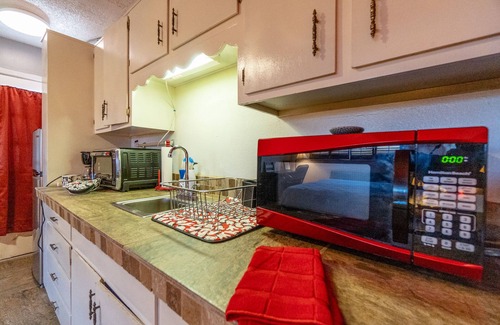 Biggs Field Apartment | Mickeys sudio apt, Safe, Clean, Comf, near I10, airport, del sol medical,