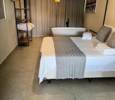 Monte Alegre do Sul Cabin | Micro casa quintal privativo, banheira de imersão