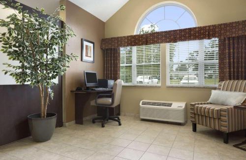 Carrollton Hotel | Microtel Inn and Suites Carrollton