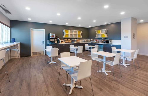 Portage La Prairie Hotel | Microtel Inn & Suites by Wyndham Portage La Prairie