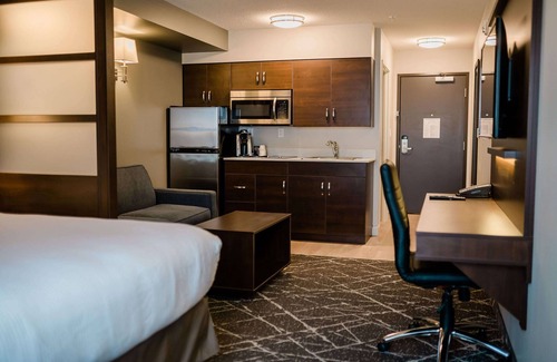 Portage La Prairie Hotel | Microtel Inn & Suites by Wyndham Portage La Prairie