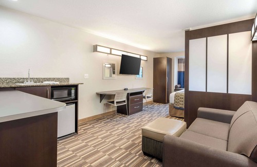 Brooksville Hotel | Microtel Inn & Suites by Wyndham Brooksville