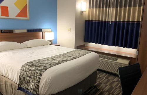 Fond du Lac Hotel | Microtel Inn & Suites by Wyndham Fond Du Lac