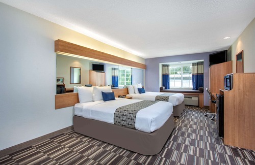 Lillington Hotel | Microtel Inn & Suites by Wyndham Lillington/Campbell Univ