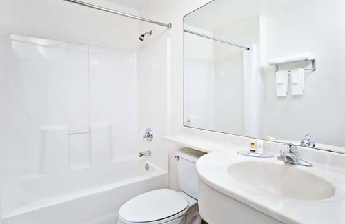 Morgan Hill Hotel | Microtel Inn & Suites by Wyndham Morgan Hill/San Jose Area