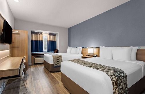 Zephyrhills Hotel | Microtel Inn & Suites by Wyndham Zephyrhills