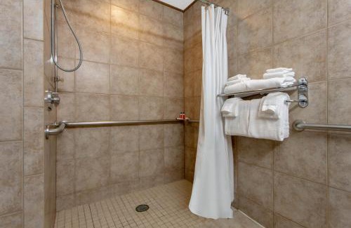 Kipling Hotel | Microtel Inn & Suites by Wyndham Lillington/Campbell University