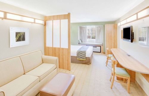 Saraland Hotel | Microtel Inn & Suites by Wyndham Saraland/North Mobile