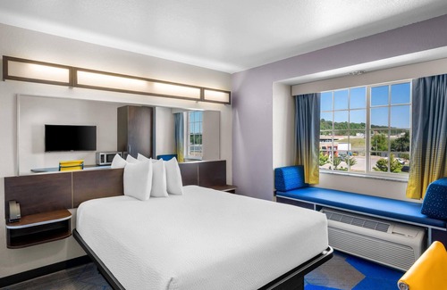 Conway Hotel | Microtel Inn & Suites by Wyndham Conway