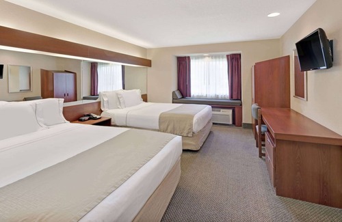 Jasper Hotel | Microtel Inn & Suites by Wyndham Jasper