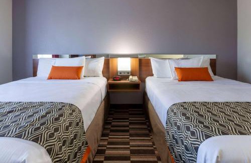 Sunbury Hotel | Microtel Inn & Suites by Wyndham Sunbury - Columbus North
