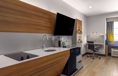 Tracy Hotel | Microtel Inn & Suites by Wyndham Tracy