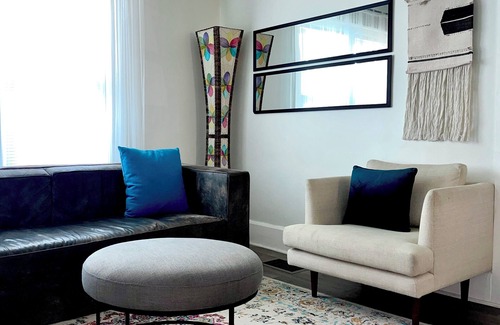 Franklin Park Apartment | MID/LONGTERM Oasis in Columbus Ohio Near Downtown and Nationwide Childrens' Hosp