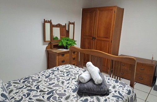 Vredenburg Apartment | Middle Fiddle