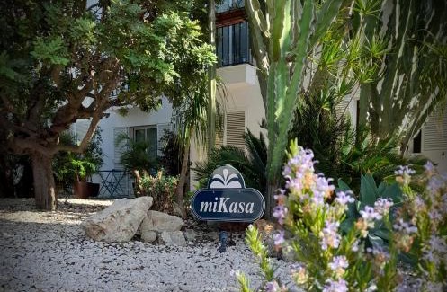 Agua Amarga House | miKasa Agua Amarga & SPA