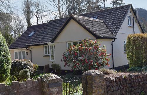 Dunster House | Mill Haven