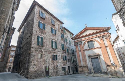 Old Town Apartment | Millennial walls elegant relax in Perugia center