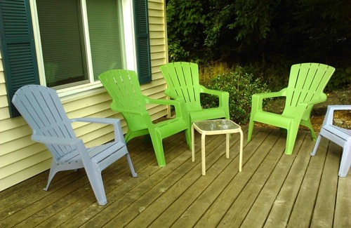 Miller Beach House | Miller Beach: Spacious 3K SQ FT (3 BR/3BA) Cottage: LONG-TERM & MONTHLY RENTAL