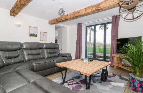 Harrogate House | Miller's Wheel