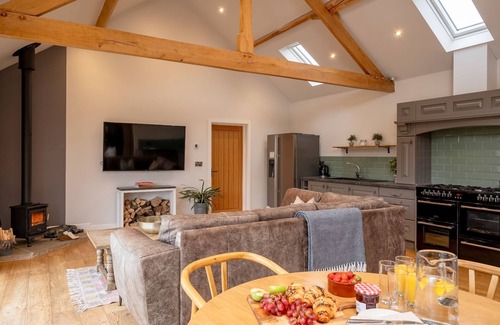 Richmond Cottage | Millfield Barn - a cottage that sleeps 4 guests in 2 bedrooms