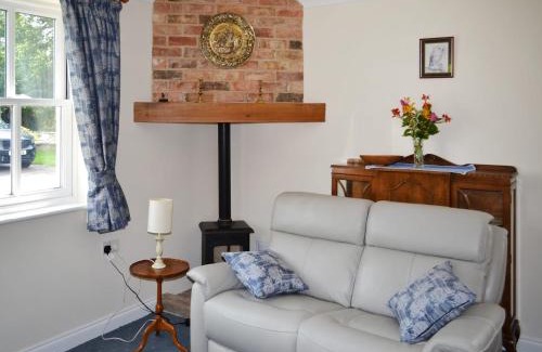 Kirkby Green House | Millside Cottage