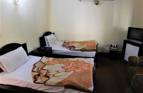 F-6 Sector House | Milton Guest House