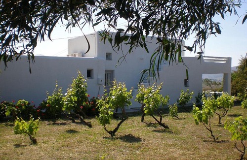 Paros House | MimiHouse