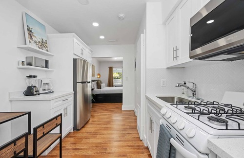 Northeast Miami Apartment | MIMO5-4 | cozy corner of Miami's Modern District