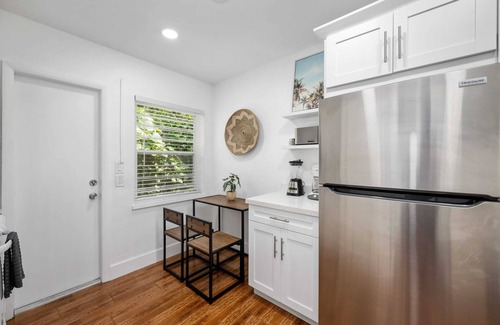 Northeast Miami Apartment | MIMO5-4 | cozy corner of Miami's Modern District