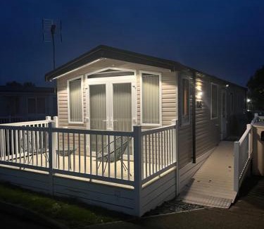 Clacton-on-Sea Resort | Mimosa lodge