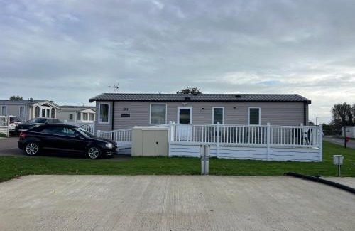 Clacton-on-Sea Resort | Mimosa lodge