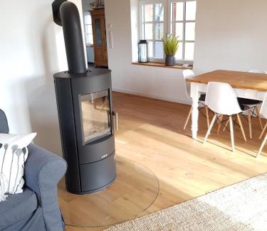 Poppenbull House | Min leev Katen