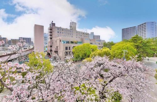 Suita Hotel | Minamisenri Crystal Hotel - Vacation STAY 74035v