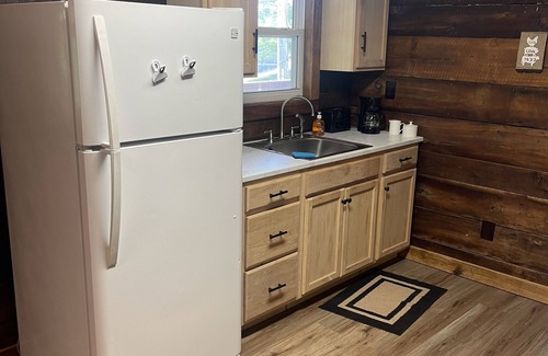 Baxter Cabin | Mine Lick Creek Resort 128