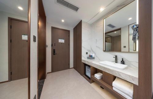 Dujiangyan Hotel | Mingzhi Shangchun Holiday Hotel