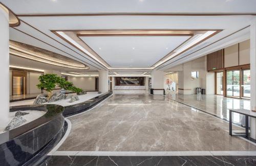 Dujiangyan Hotel | Mingzhi Shangchun Holiday Hotel