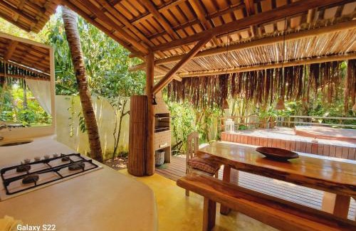 Trancoso Cabin | Mini Casa com Jacuzzi e Piscina
