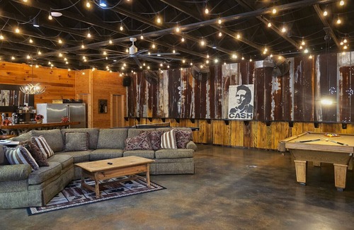 Copperhill Cabin | Mini Resort in the Mountains