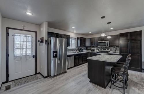 Rapid City House | Mini-Rushmore Home, High On Hill Over Rapid City!