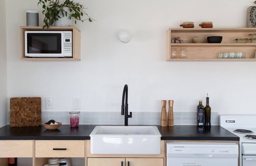 Joshua Tree Highlands House | Minimalist desert retreat