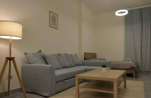 Dubai Apartment | Minimalist lovely studio - Entire rental unit