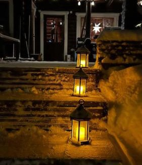 Loppi Ski Chalet | Minivilla Peikonpesä ulkoporeallas & pihasauna
