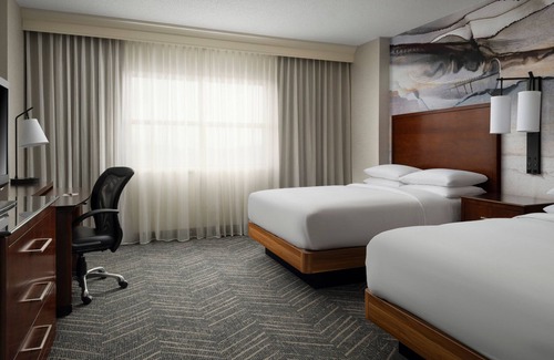 Brooklyn Park Hotel | Minneapolis Marriott Northwest