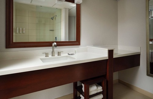 Brooklyn Park Hotel | Minneapolis Marriott Northwest