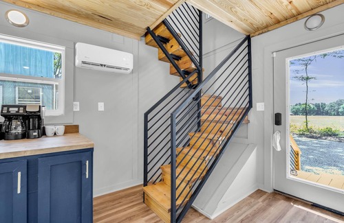 Starkville House | Mins from Campus | Private | Grill Deck