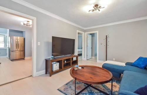 Peoria Heights House | Mint: 4BR, 2BA