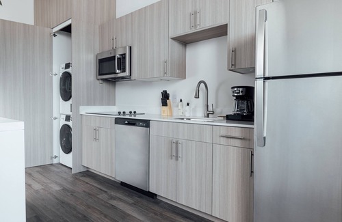 St. Petersburg - Clearwater Apartment | Mint House St. Petersburg - Downtown