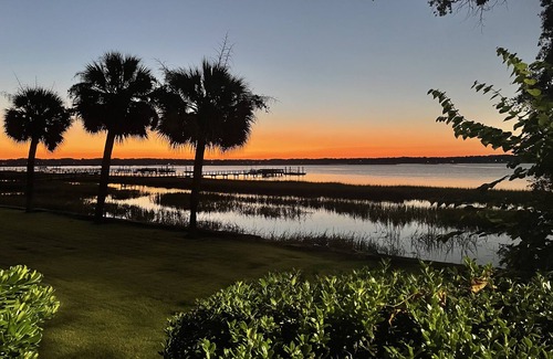 Beaufort Cottage | MINUTES AWAY FROM PARRIS ISLAND